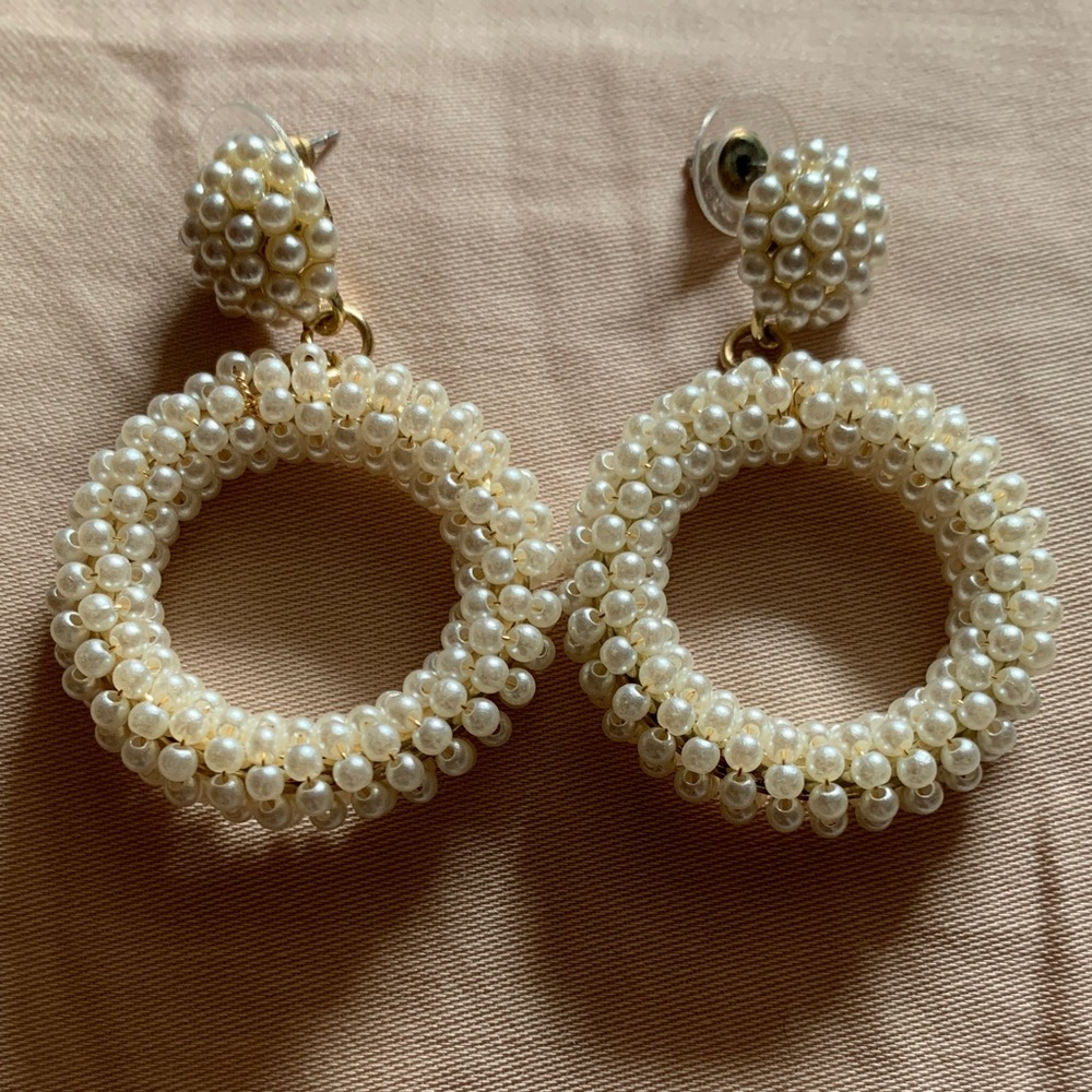 Charming Charlie Ivory Pearl Hoop Earrings
